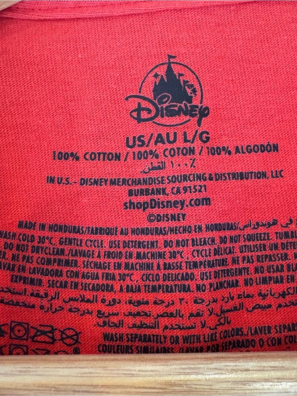 Disney “Make Your Own Magic” Mickey & Friends Graphic Tee, Size Large - Picture 4 of 4